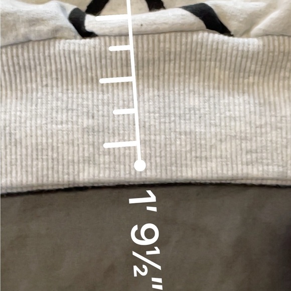 Popeye Olive Oyl sweater Juniors sz small - Picture 5 of 7